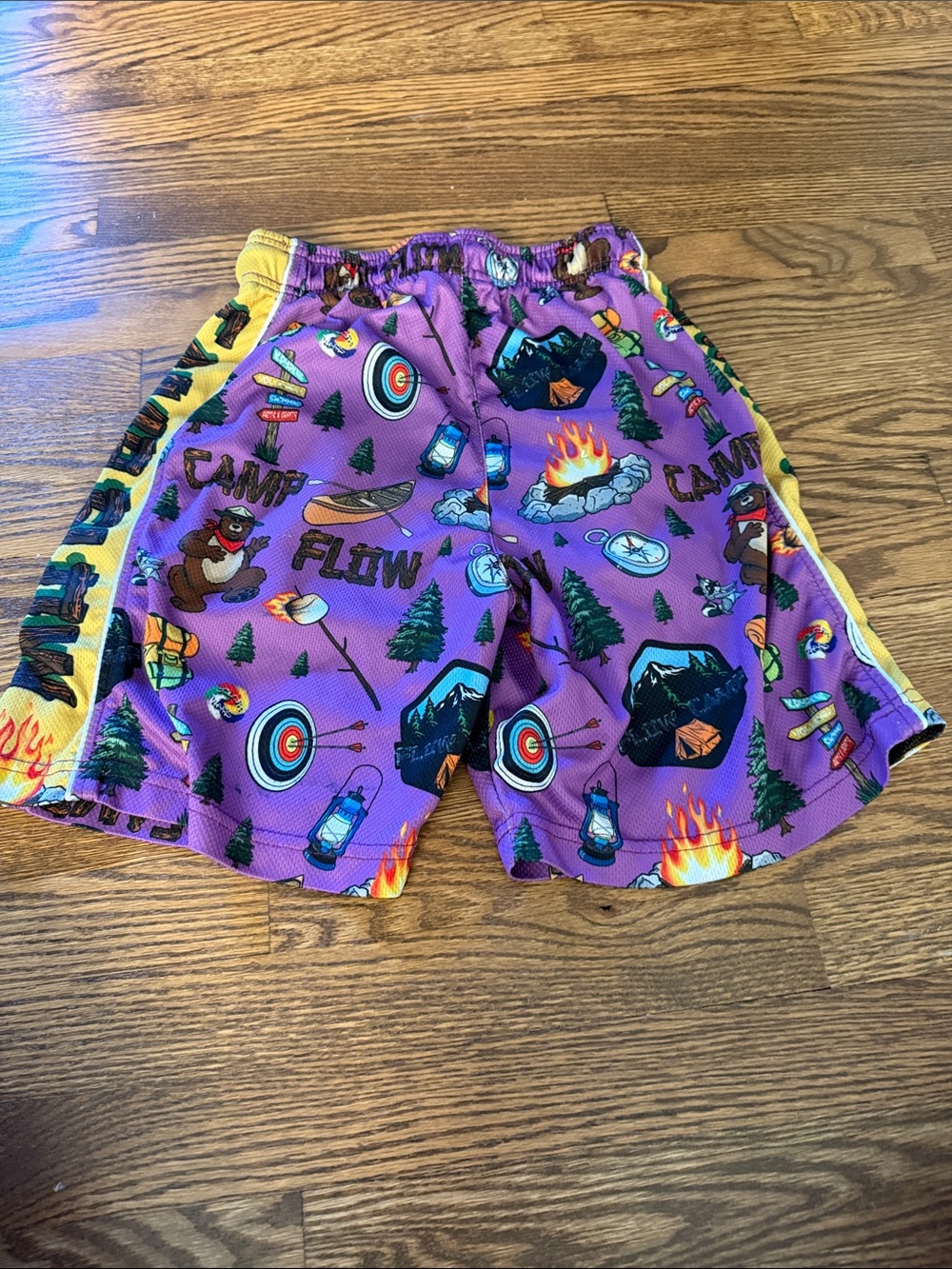 Flow Society Purple Camp-Print Athletic Shorts with Yellow Sides Size Medium - Picture 3 of 3